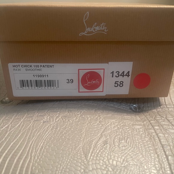 Authentic** Christian Louboutin Hot Chick 100 Patent Smoothie Pink size 39 - Picture 7 of 7